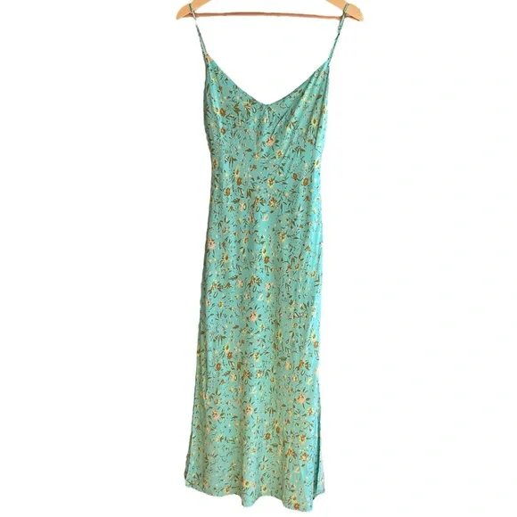 Hello Molly California Dreaming Midi Dress Green Dainty Ditzy Floral Sli… - Picture 5 of 16